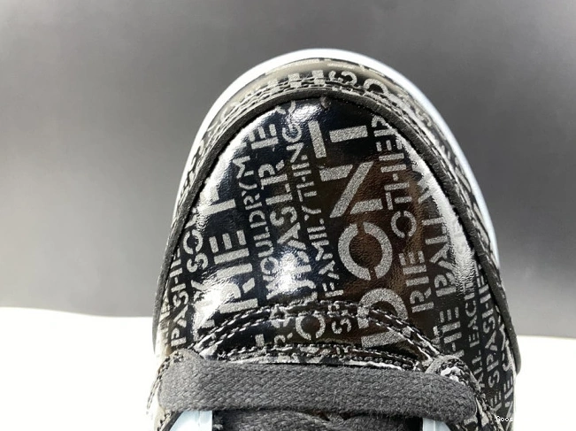 Retro AIR Doernbecher Jordan 5 633068-010 0621